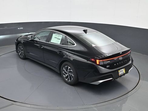 New 2026 Hyundai Sonata Blue FWD image 19