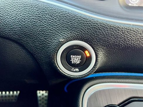 Used 2017 Dodge Challenger R/T image 25