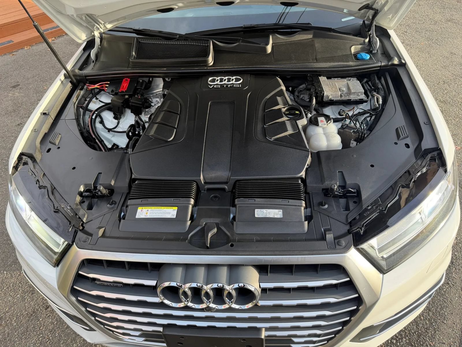 Used 2018 Audi Q7 3.0T Prestige AWD/4WD image 36