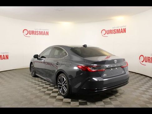 Used 2025 Toyota Camry XLE w/ Premium Plus Package AWD/4WD image 6