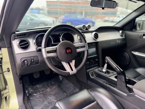 Used 2005 Ford Mustang GT image 12