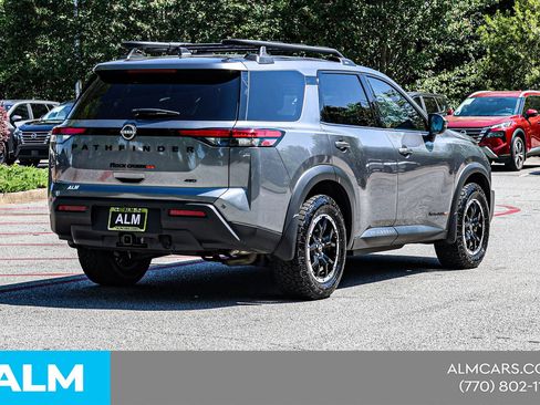 Used 2025 Nissan Pathfinder Rock Creek AWD/4WD image 7