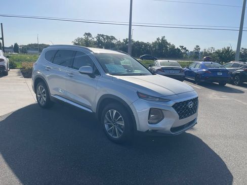 Used 2020 Hyundai Santa Fe SEL w/ Convenience Package FWD image 3