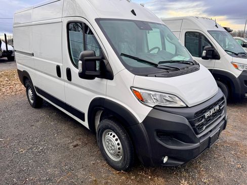 New 2026 RAM ProMaster 1500 w/ Convenience Group FWD image 5