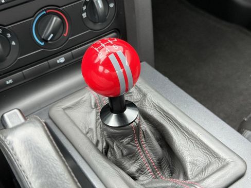Used 2007 Ford Mustang Shelby GT500 RWD image 21