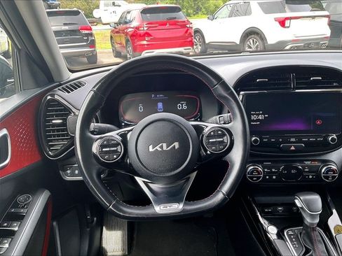 Used 2023 Kia Soul GT-Line FWD image 17