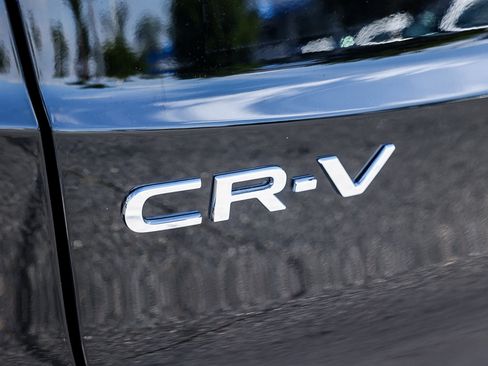 Used 2025 Honda CR-V EX image 9