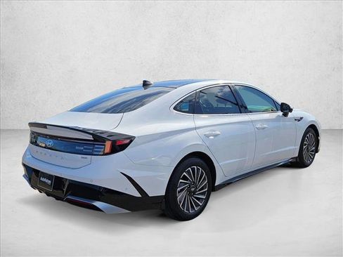 New 2026 Hyundai Sonata Limited image 6