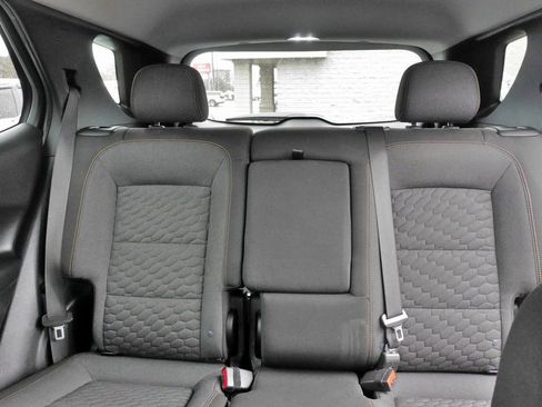 Used 2021 Chevrolet Equinox LT image 32