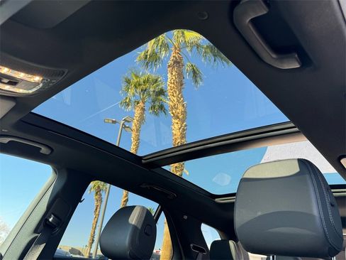 Used 2024 Mercedes-Benz GLE 350 4MATIC w/ 3rd Row Seat Package image 13