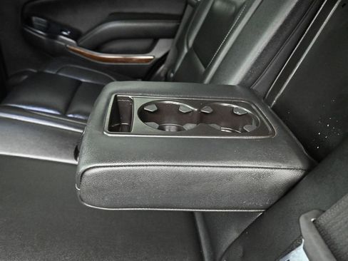 Used 2020 Chevrolet Tahoe LT image 35