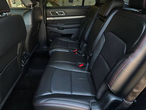 Used 2018 Ford Explorer Sport w/ Equipment Group 401A AWD/4WD image 13