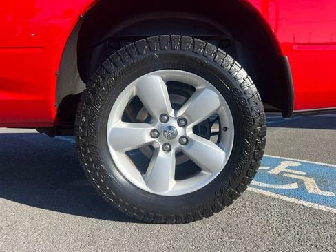 Used 2014 RAM 1500 Express AWD/4WD image 10