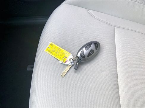 Certified 2025 Hyundai Tucson SEL AWD/4WD image 15