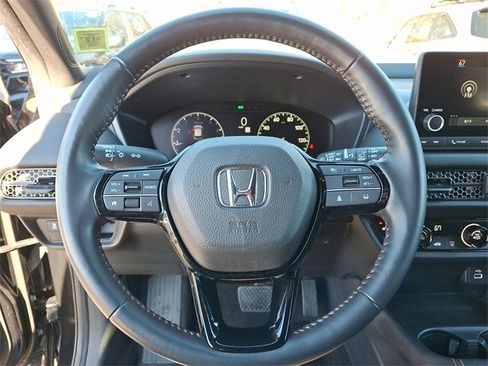 Certified 2023 Honda HR-V Sport image 17