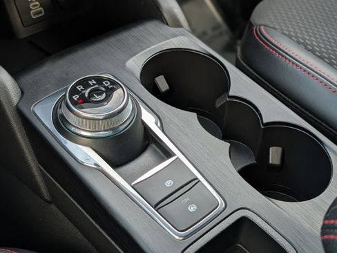 Used 2024 Ford Escape ST-Line w/ Tech Pack #1 image 17