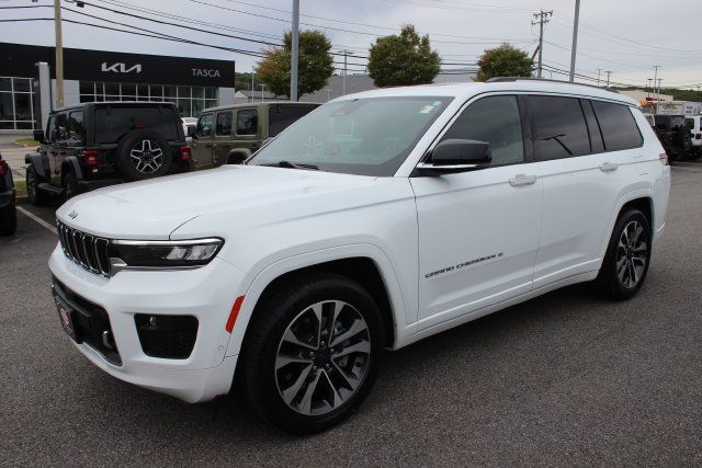 Used 2023 Jeep Grand Cherokee L Overland AWD/4WD image 2