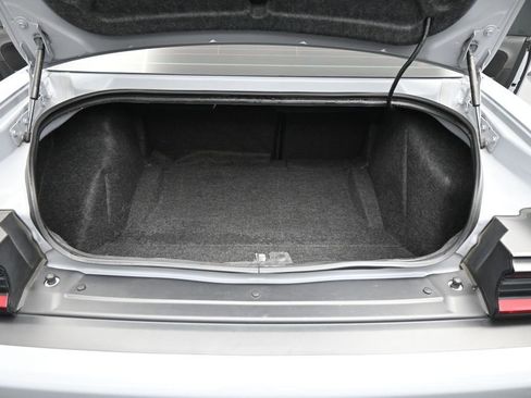 Used 2021 Dodge Challenger R/T Scat Pack RWD image 22