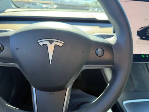 Used 2023 Tesla Model 3 Standard Range RWD image 18