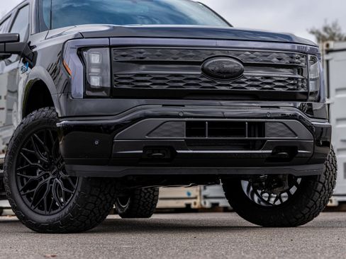 New 2025 Ford F150 Lightning Platinum image 11
