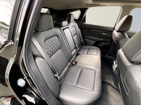 New 2026 Nissan Murano Platinum AWD/4WD image 10