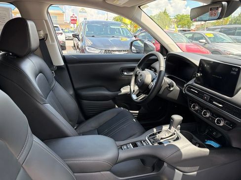 Used 2026 Honda HR-V EX-L image 12