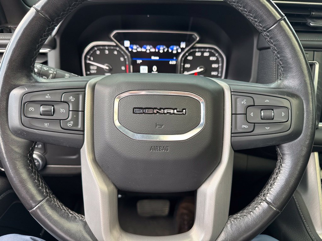 Used 2021 GMC Yukon Denali w/ Denali Premium Package AWD/4WD image 5