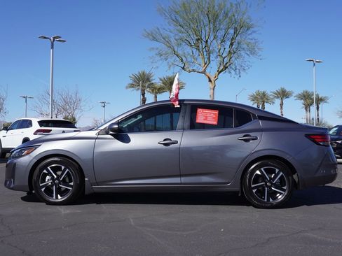 Certified 2025 Nissan Sentra SV image 2