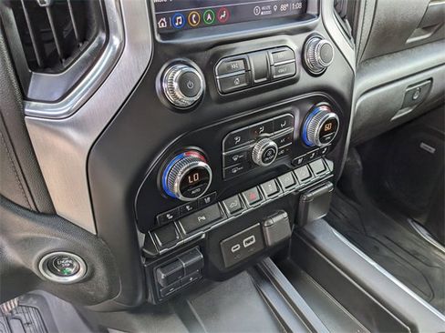 Used 2022 GMC Sierra 3500 SLT w/ SLT Premium Package image 24