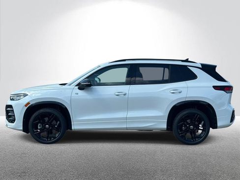 New 2026 Volkswagen Tiguan SE R-Line AWD/4WD image 2