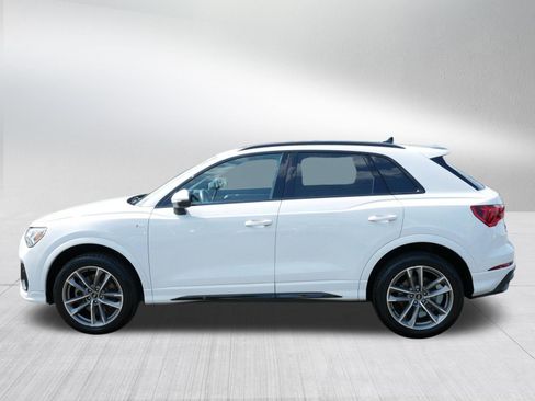 Used 2023 Audi Q3 2.0T Premium Plus w/ Premium Plus Package AWD/4WD image 4