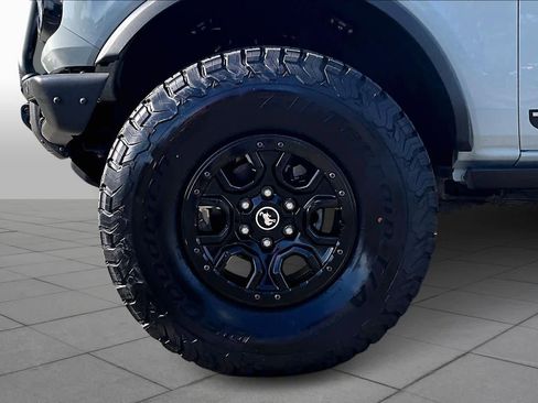 Used 2021 Ford Bronco First Edition image 10