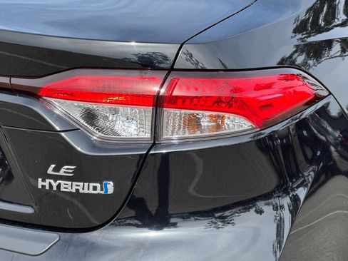 Used 2024 Toyota Corolla LE w/ LE Convenience Package image 25