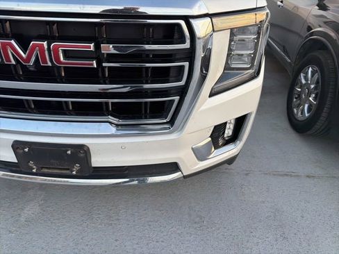 Used 2023 GMC Yukon SLT w/ SLT Luxury Package RWD image 38