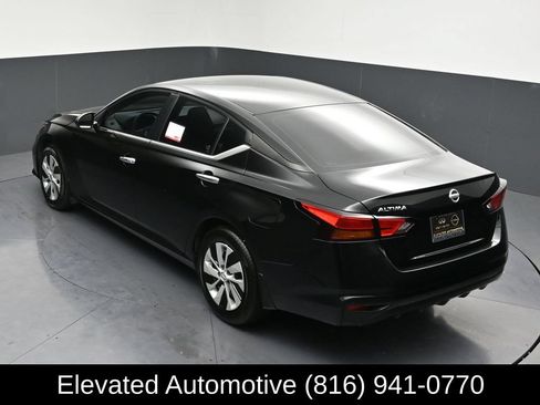 Used 2022 Nissan Altima 2.5 S FWD image 24