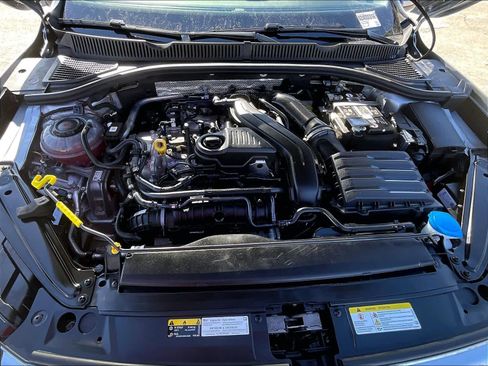 Used 2023 Volkswagen Jetta SE image 28