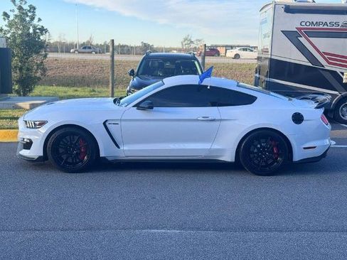 Certified 2019 Ford Mustang Shelby GT350 w/ Technology Package image 3