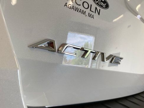 New 2025 Ford Explorer Active w/ Active Comfort Package image 30