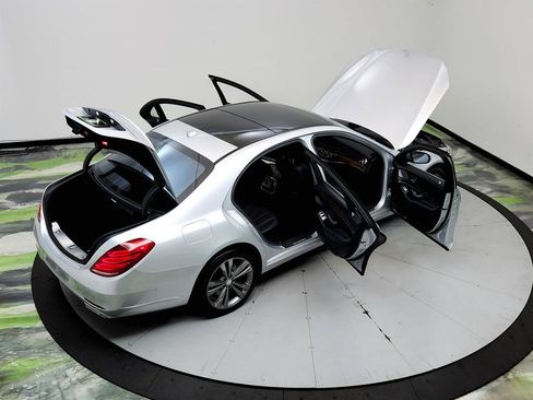 Used 2014 Mercedes-Benz S 550 Sedan image 40