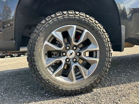 Used 2021 Chevrolet Silverado 1500 RST w/ Z71 Off-Road Package image 18