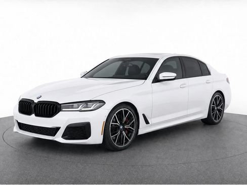 Certified 2023 BMW 530i w/ M Sport Package RWD image 34