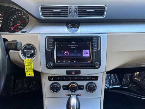 Used 2016 Volkswagen CC Sport image 13