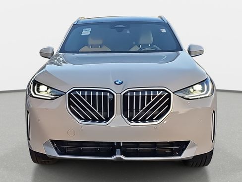 New 2026 BMW X3 xDrive30 w/ Premium Package image 2