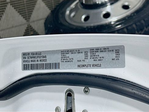 New 2026 RAM 5500 4x4 Crew Cab w/ Laramie Trim Package image 18