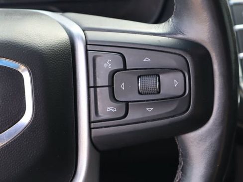Used 2022 GMC Yukon XL SLT w/ SLT Premium Package RWD image 15
