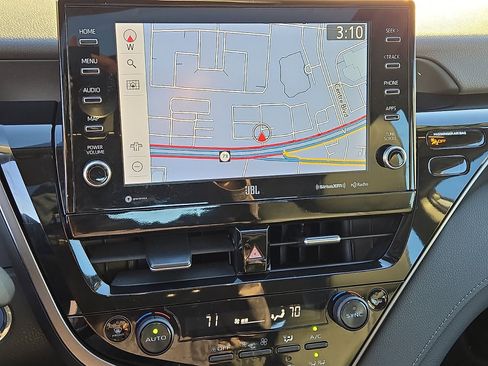 Used 2023 Toyota Camry XLE image 14