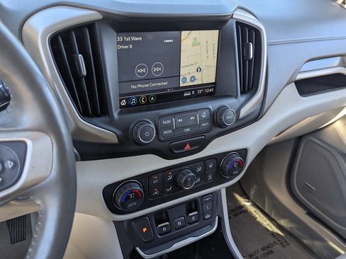 Used 2018 GMC Terrain Denali w/ Comfort Package image 27