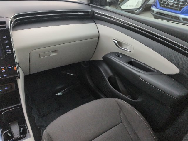 Certified 2024 Hyundai Tucson SEL FWD image 17