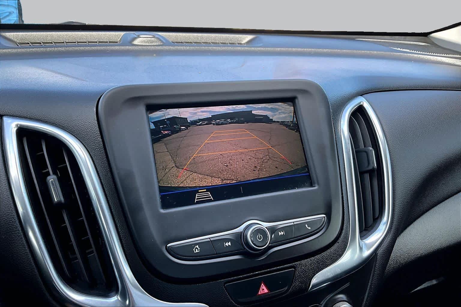 Used 2020 Chevrolet Equinox LT FWD image 26