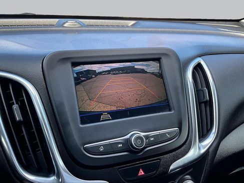 Used 2020 Chevrolet Equinox LT FWD image 26